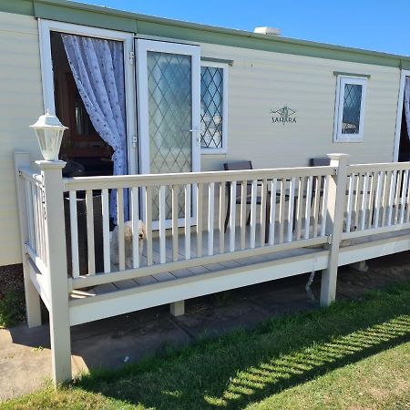 Corner Pitch 4 Berth Caravan Ingoldmells Exterior photo
